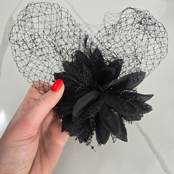 Hair piece Halloween Flower Black Veil Clip - Picture 2 of 5